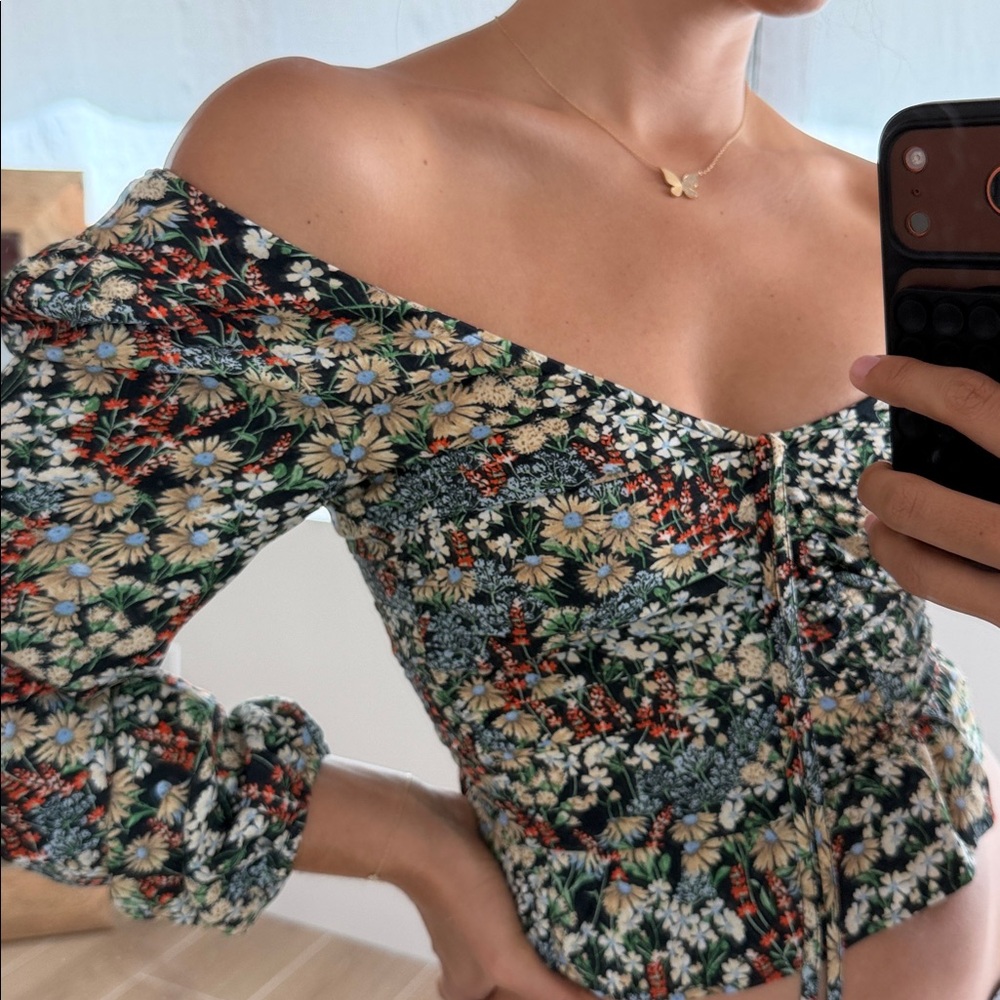 H&M Womens Floral Blouse Crop Top Long Sleeve V Neck Ruched Multicolor Size XS